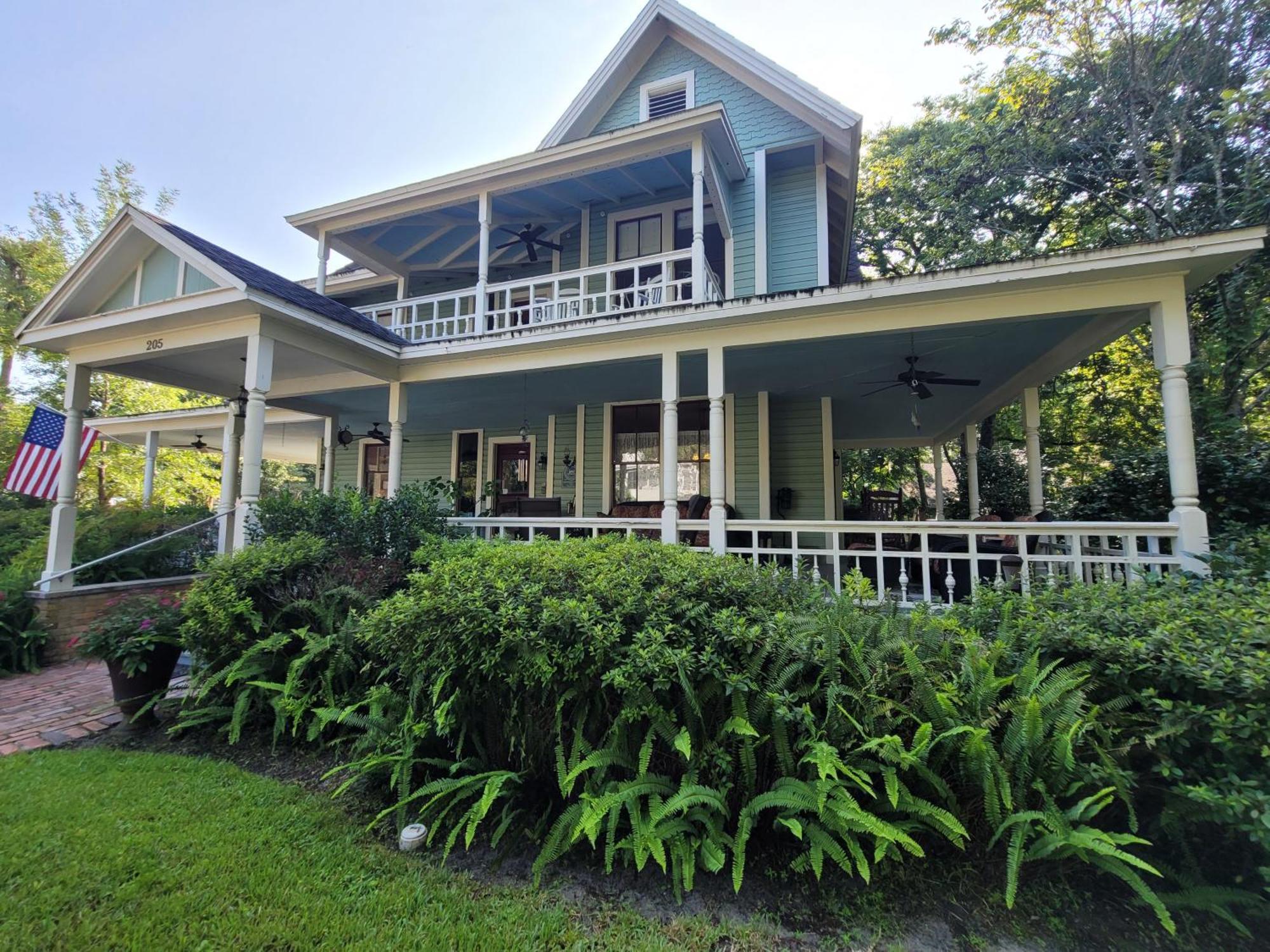 The Camellia Rose Inn- King Room- Inspiration Gainesville Exterior photo